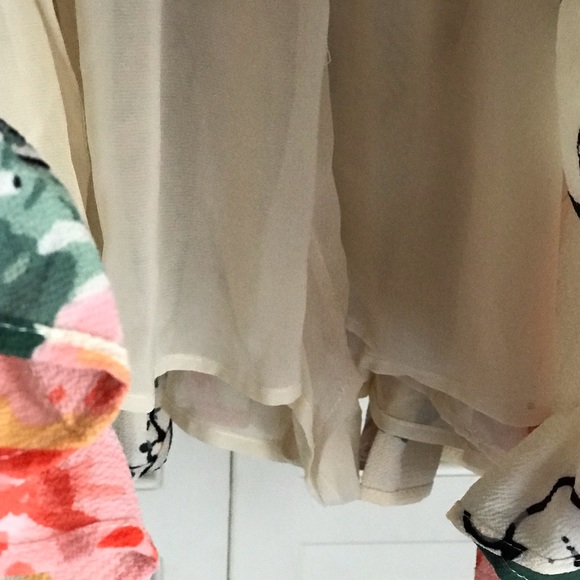 *SOLD* Goodnight Macaroon floral print mini dress - Picture 6 of 8